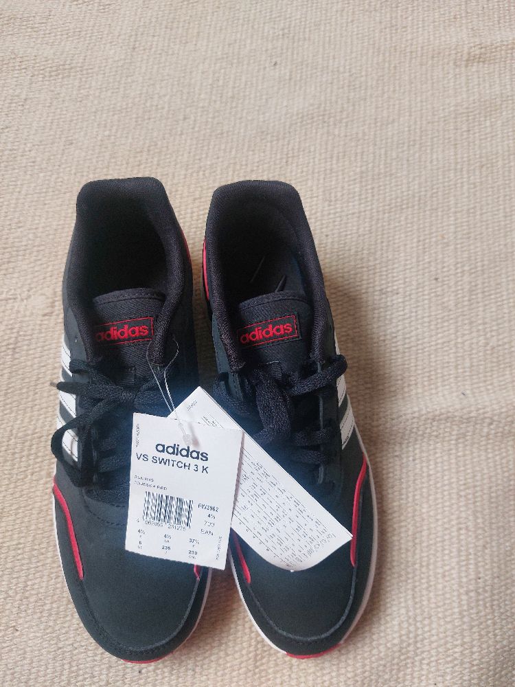 Chaussures de sport Adidas