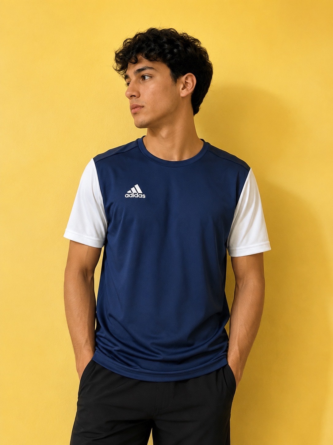 T-shirt Adidas sport bleu marine – Taille L