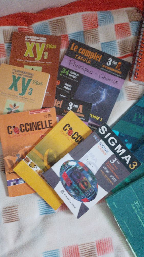 des livres et parascolaire 3eme sience expérimental 