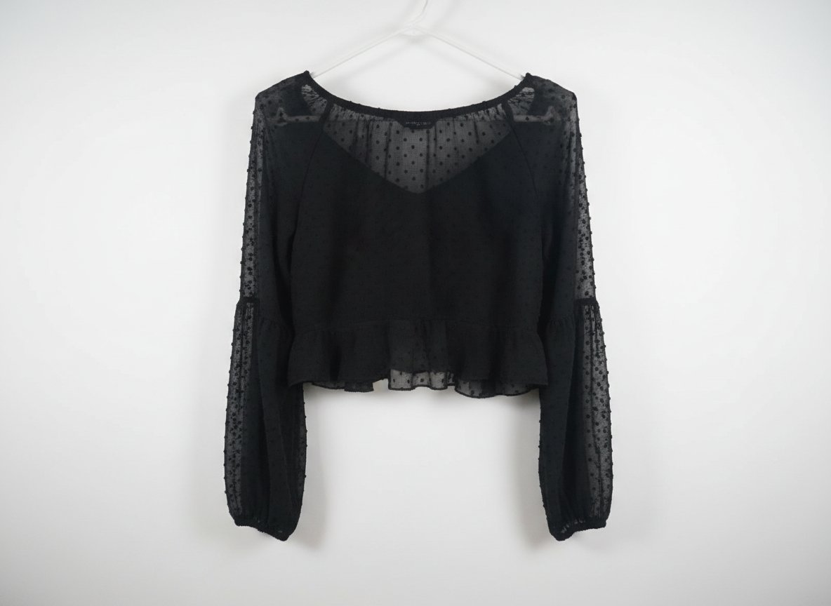Haut fluide crop top shein taille S ideale pour les soirées d'été 