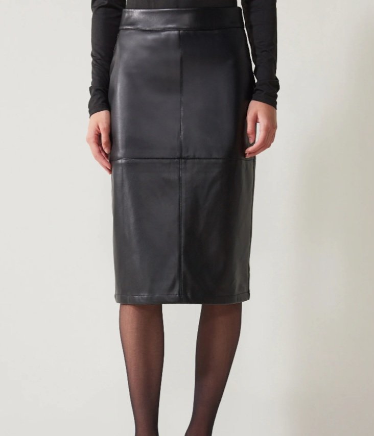 Jupe chic noir droit en cuire 