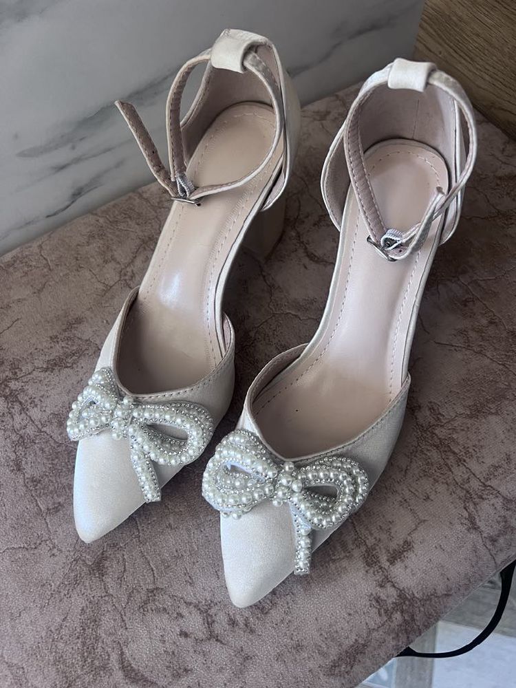 Talon couleur champagne 