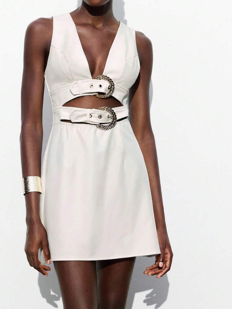 Robe blanche élégante 