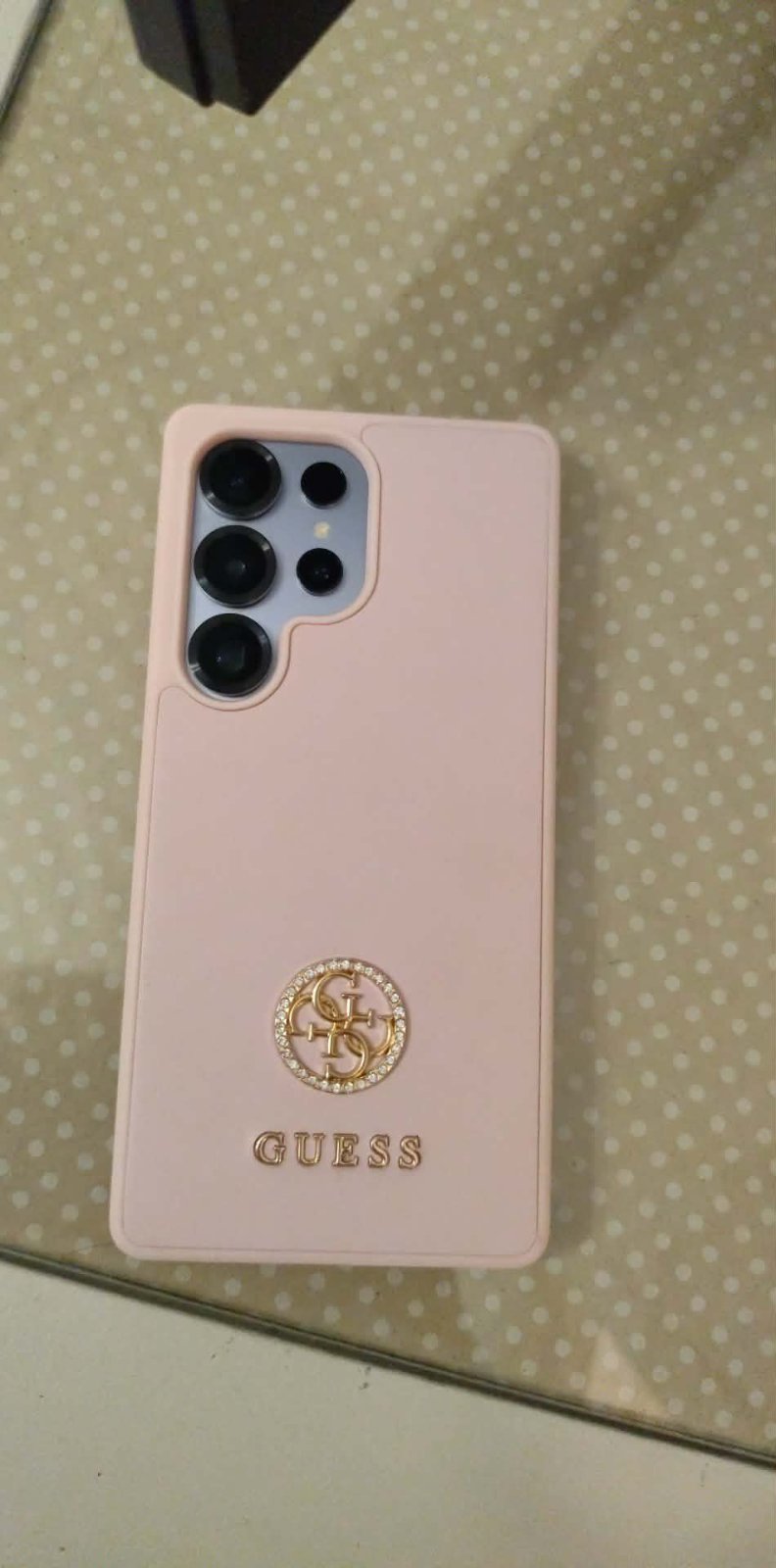 Cache coque guess s25 ultra