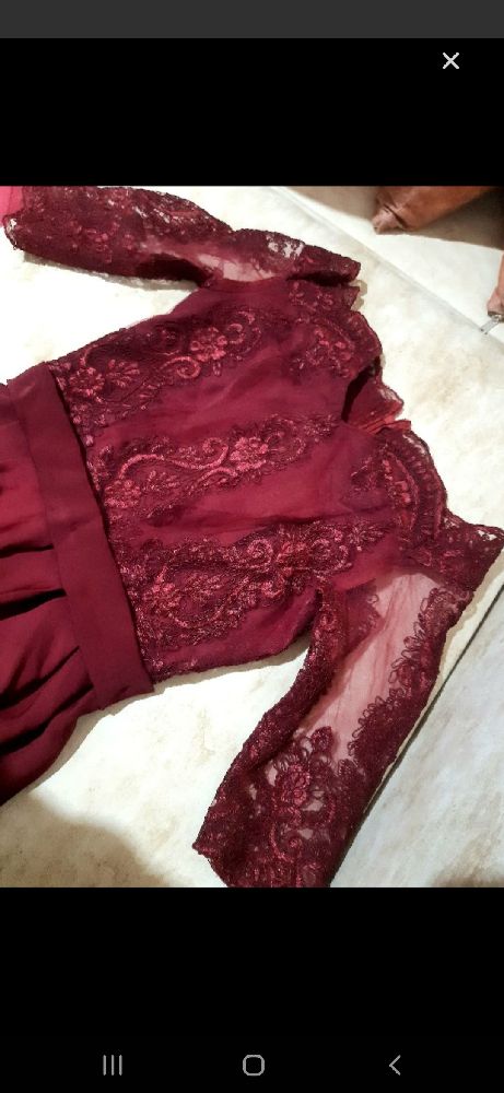 Robe bordeaux 