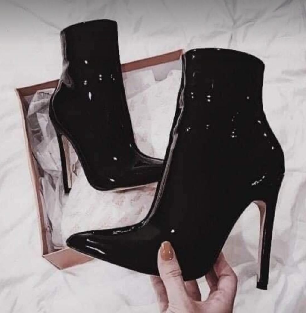 Bottines Simmi London noires vernies 