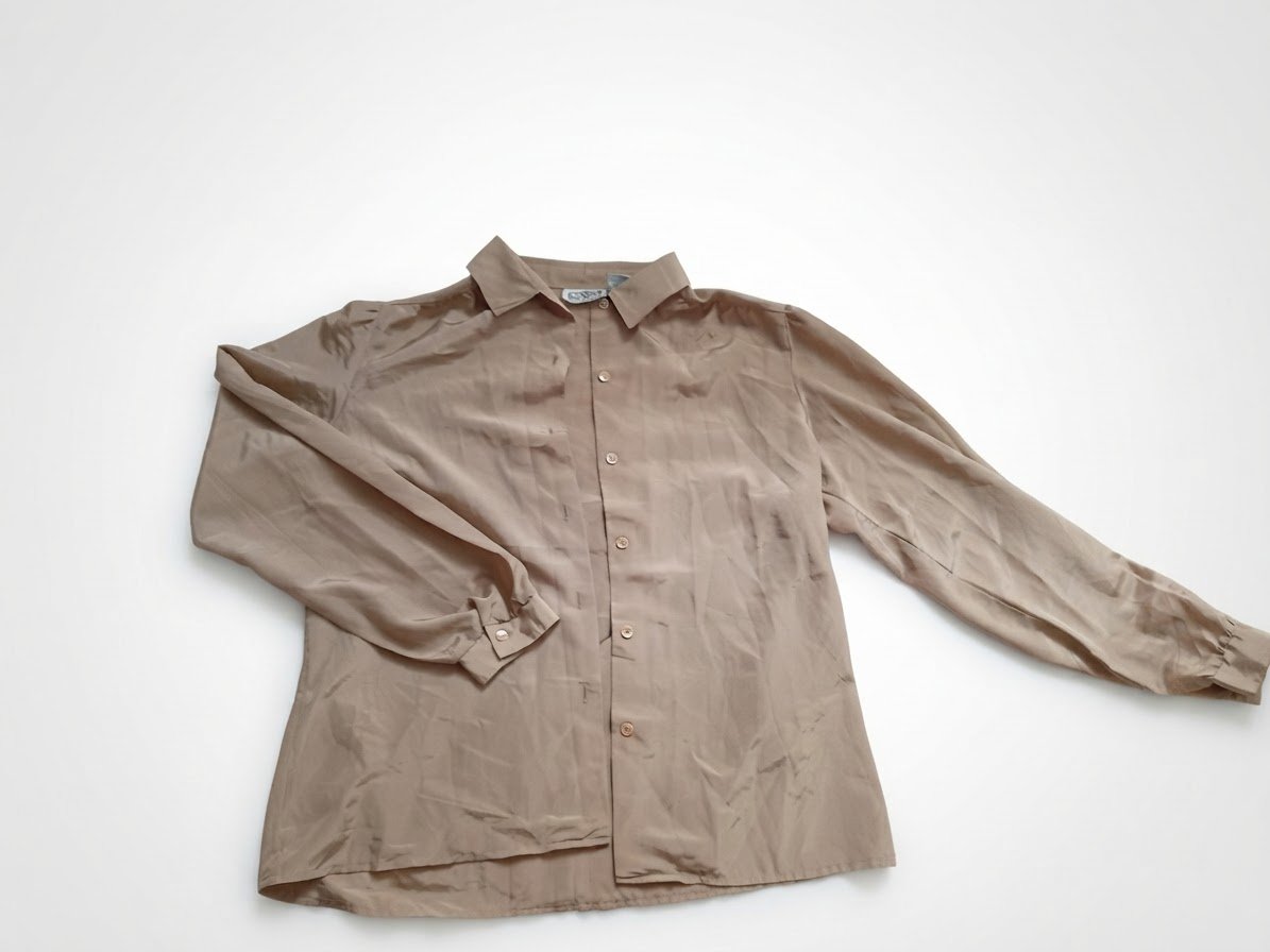 Chemise manches longues beige satinée taille xl