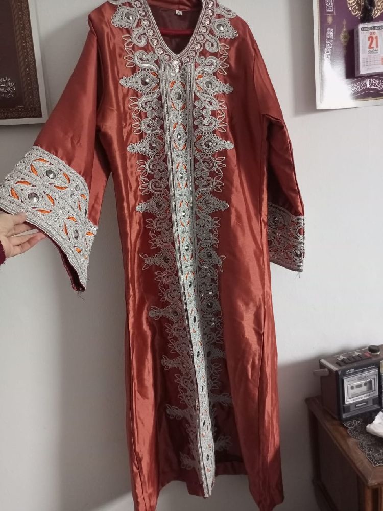 Caftan avec cinture 