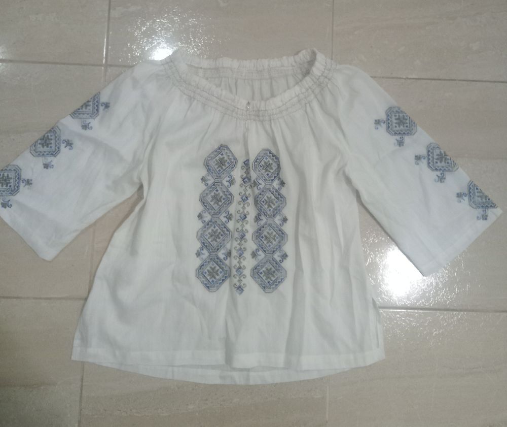 Chemise blanc sale avec broderie 