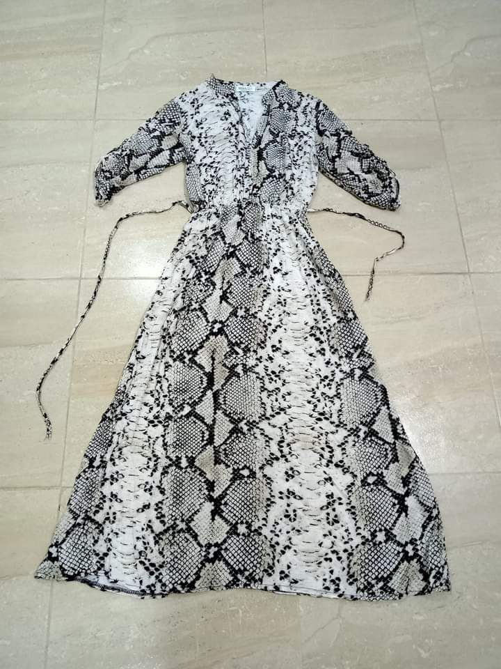 Robe serpent taille xs/s 