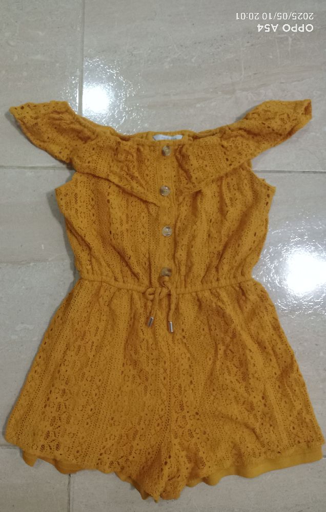 Combishort jaune moutarde marque Primark 
