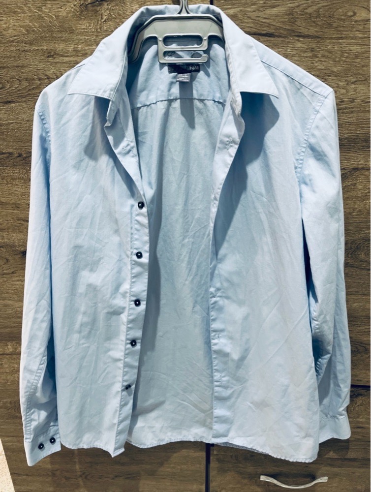 Chemise homme la marque H&M