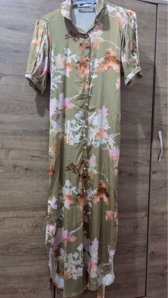 Robe chemise satinée 36/38