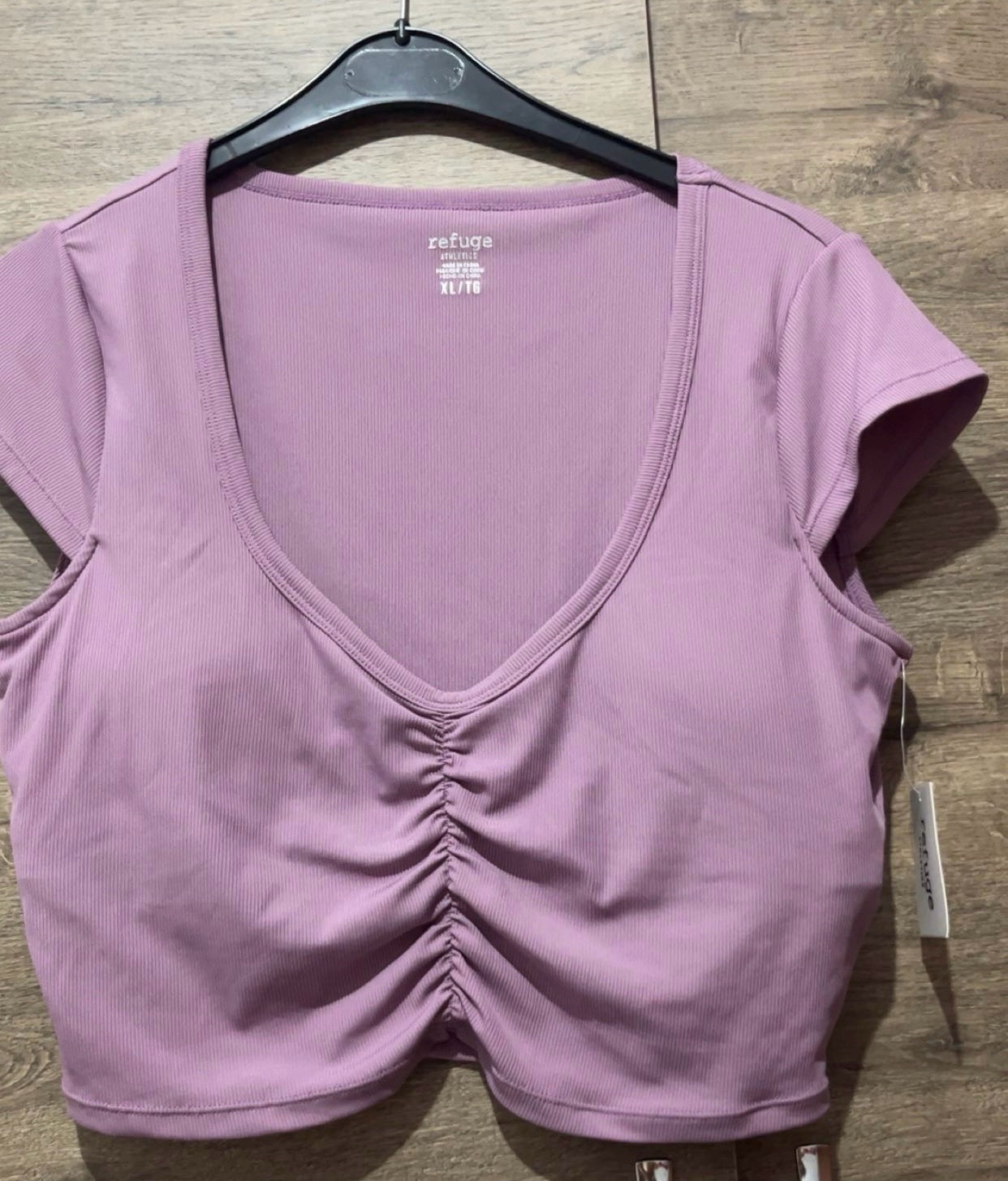 Crop top