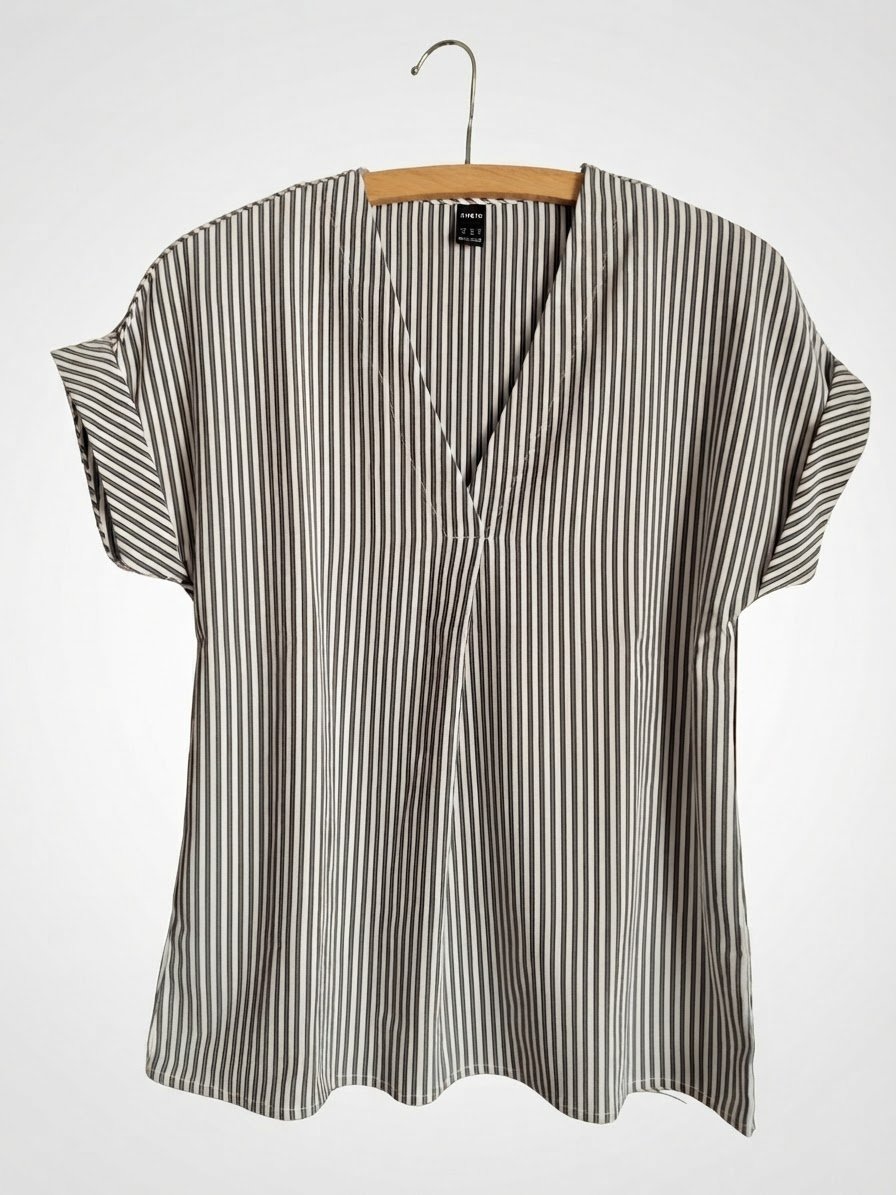 Pull rayé gris et blanc 