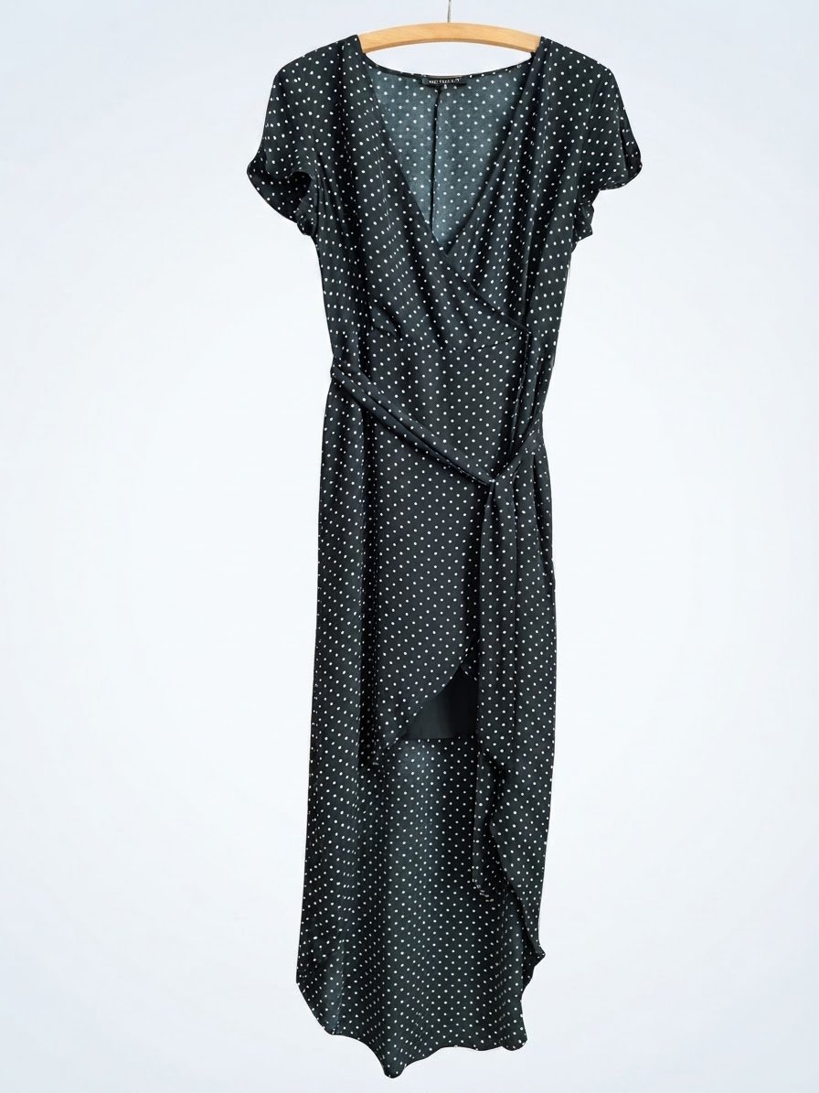 Robe portefeuille à pois 