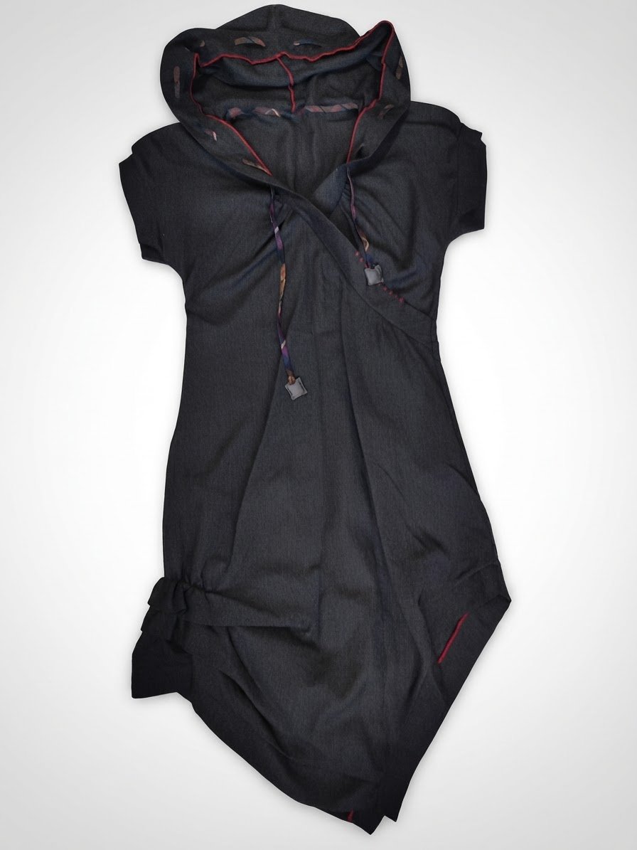 Robe avec capuche 