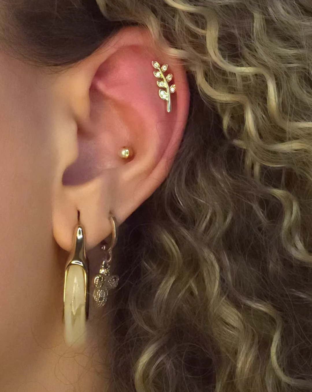 Percing à oreille 👂🏻