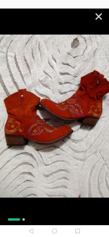 Bottines très chic très classe très stylé 🌹🌺🌺🌼🌼💓💐💐💐🌸