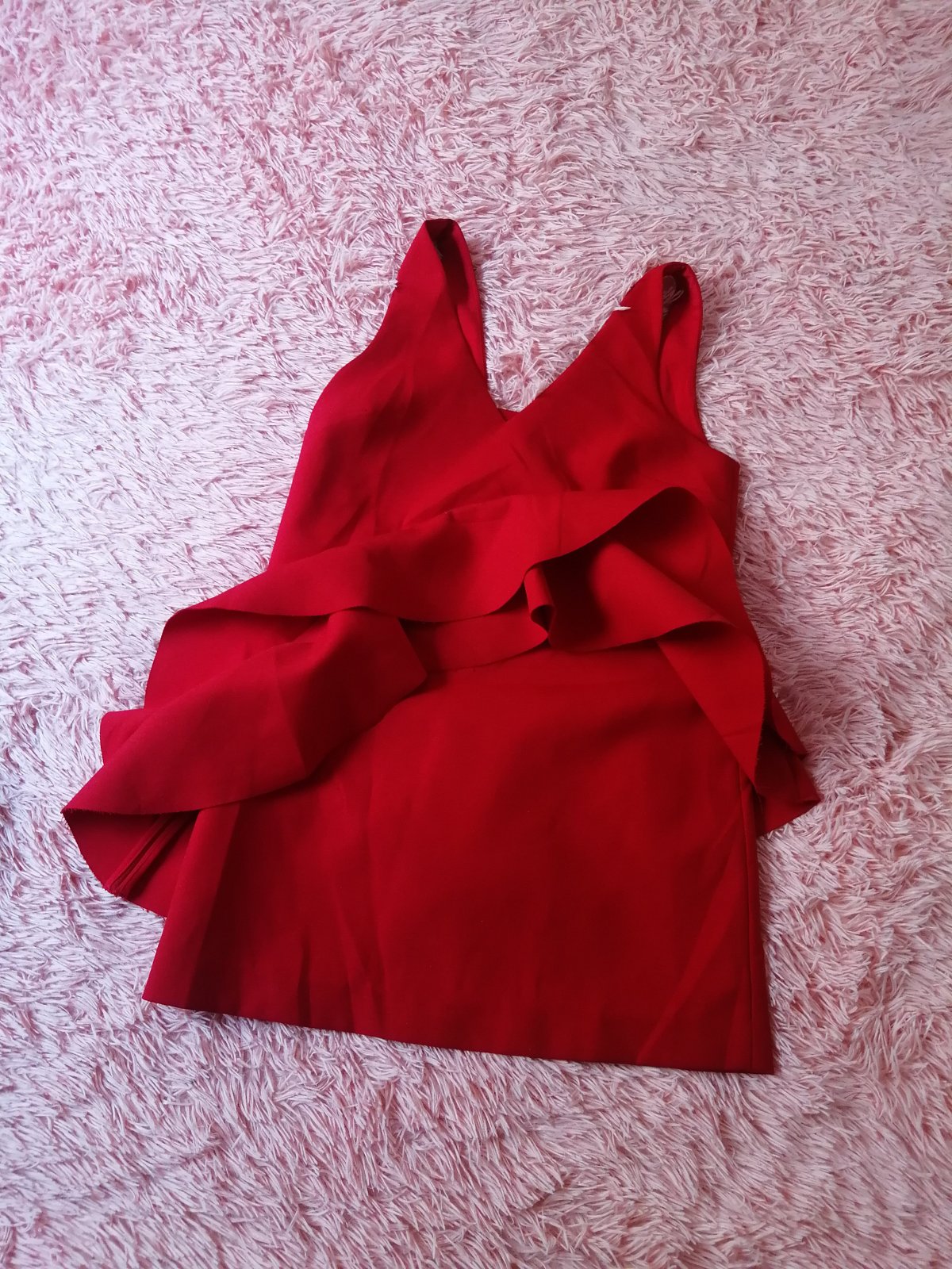 Robe rouge Kardashian family très chic très classe 💓🌸🌼💐🌺🌺🌺🌺💐