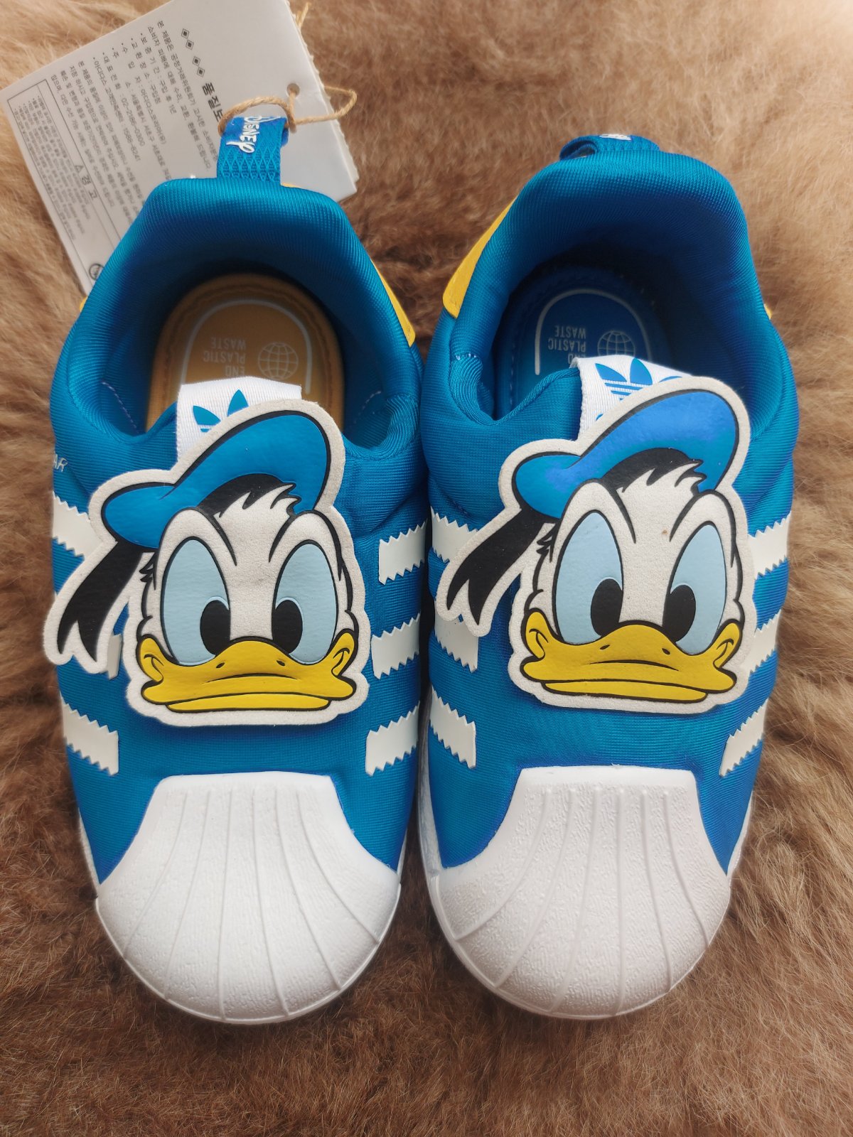 Adidas pour enfant original 