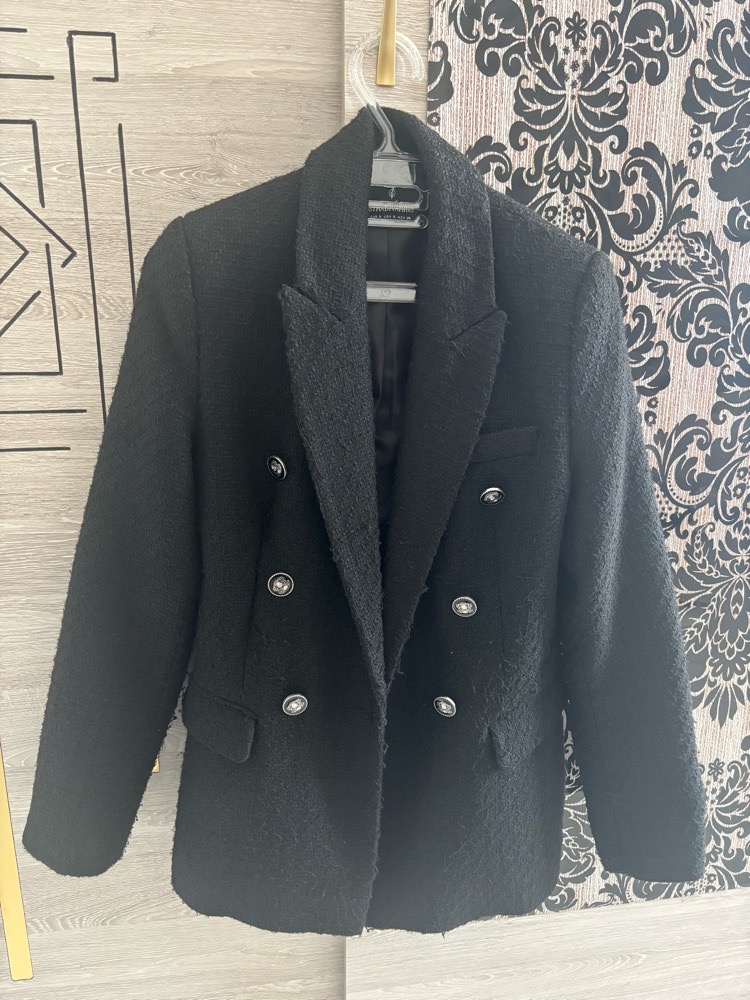 Très beau blazer à vendre 