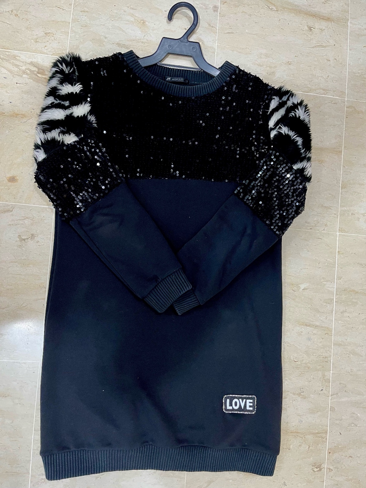 Pull / robe 