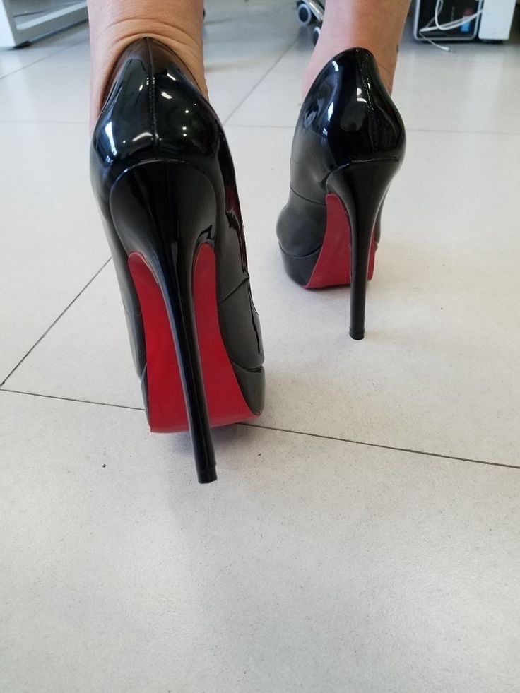 Louboutin a vendre