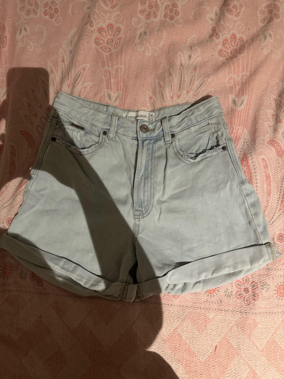 Short jeans
