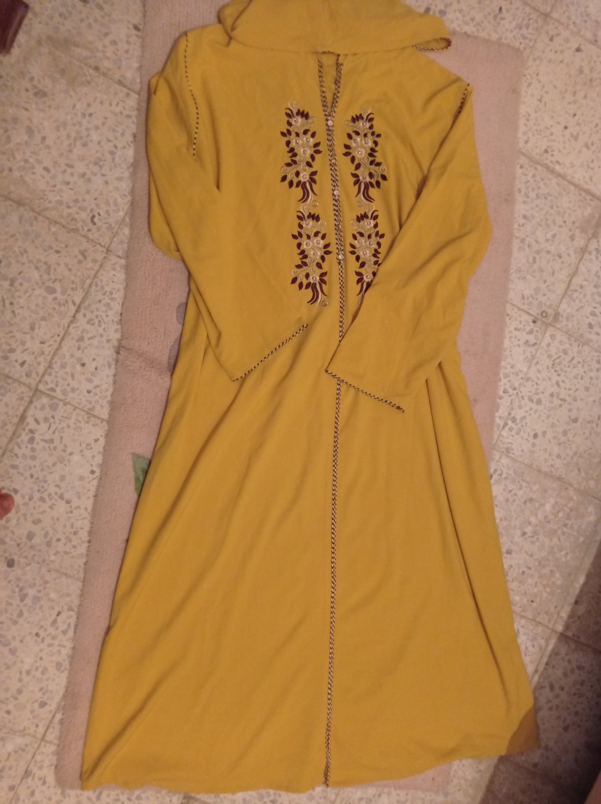 Caftan jaune
