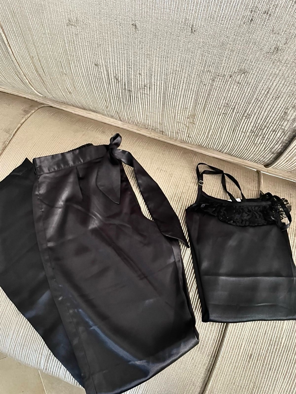 Pyjama satin avec pantalon ou short