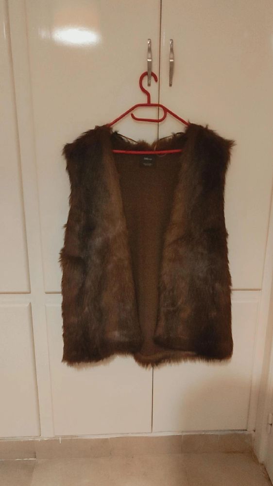 Manteau fourrure marron foncé Zara