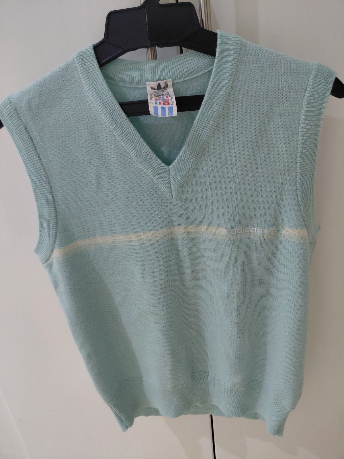 Tricot bleu ciel style vintage adidas