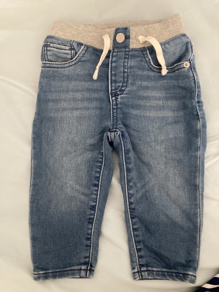 jean baby gap 6-12 mois 