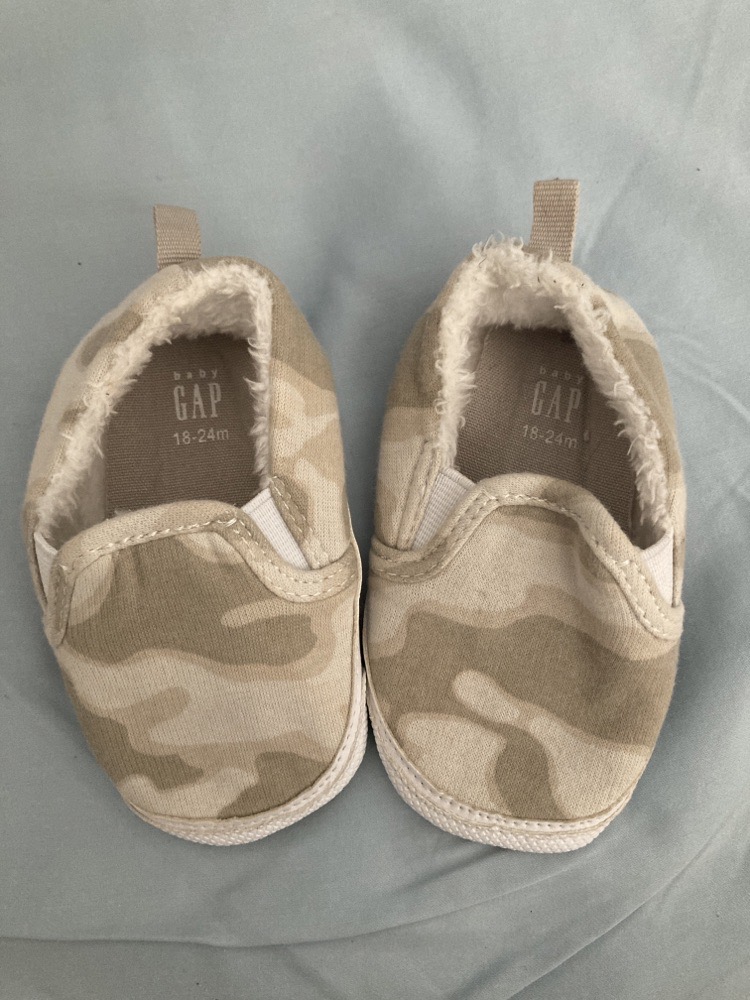 Chaussons bebe gap 18-24 mois 