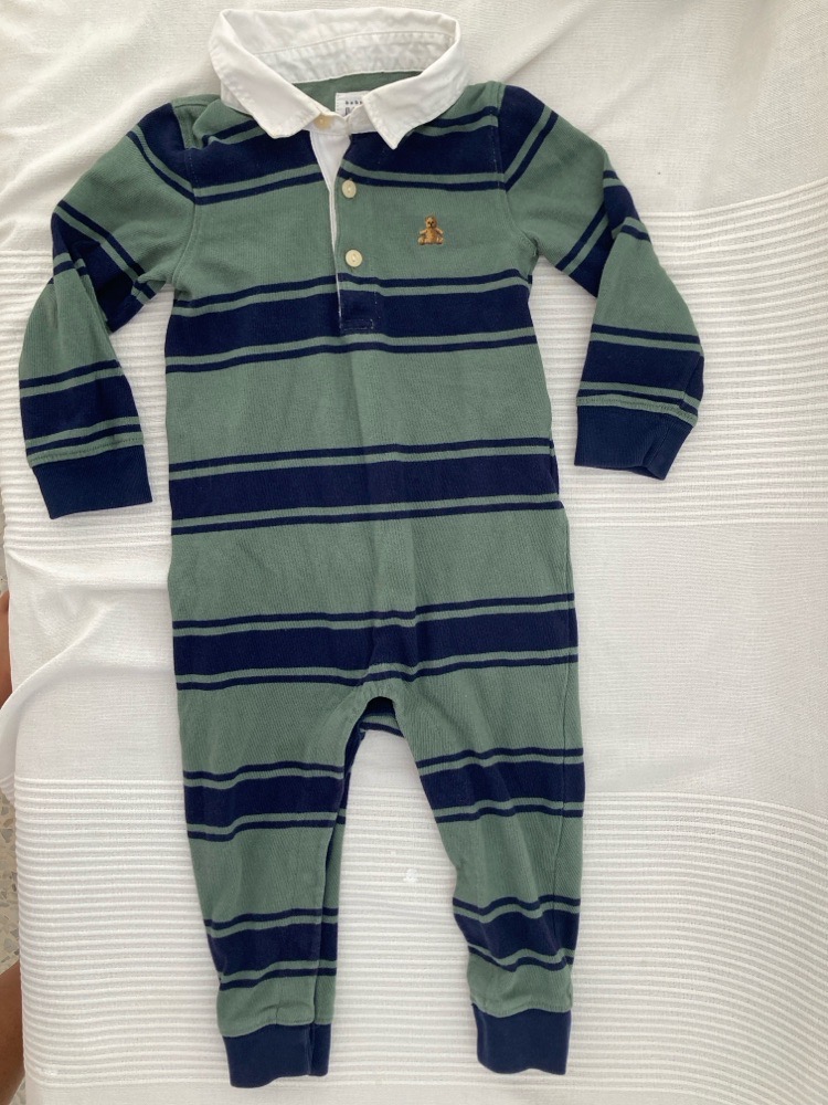 Tenue baby gap 18-24 mois 