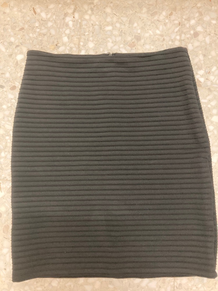 Jupe noire mango taille large 