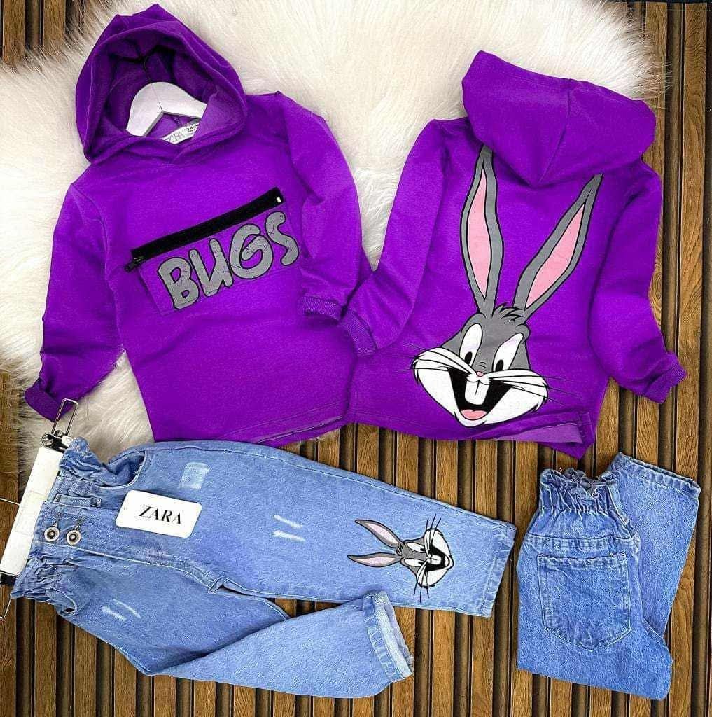 Tenue capuche et pantalon jean 