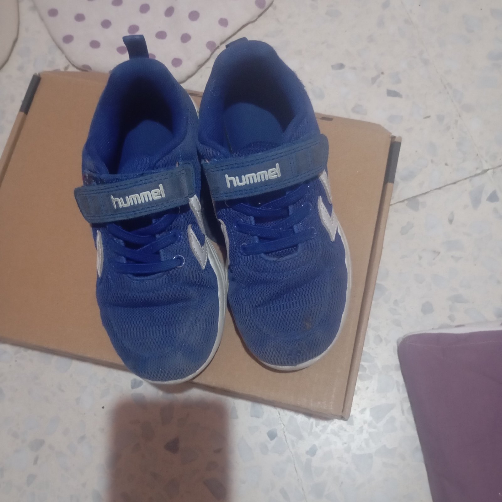 Baskets Hummel 