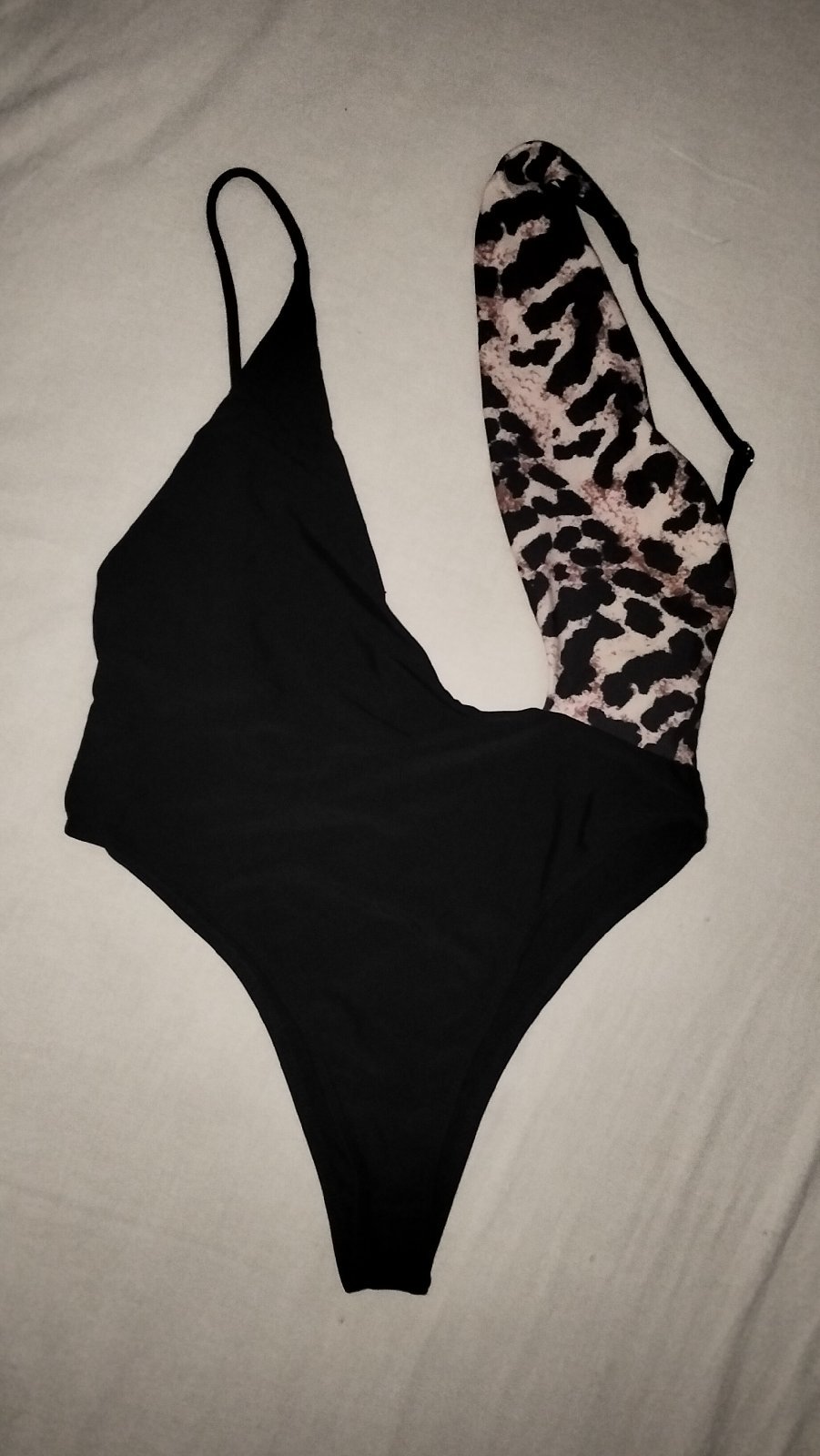 Un maillot de bain 🩱