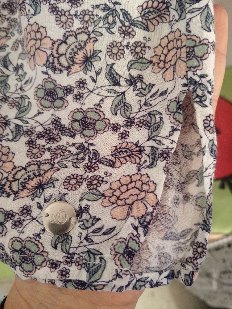 🌸🌸blouse fleurie en viscose de la marque s.OLIVER🌸🌸 chic et pratique 