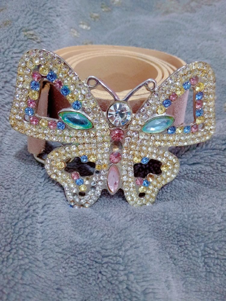 🩷ceinture en vrai cuir rose bb🩷🦋