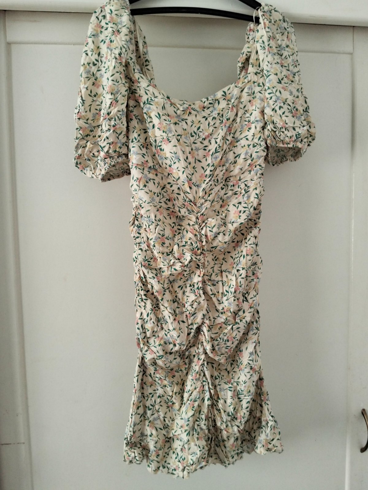Jolie robe