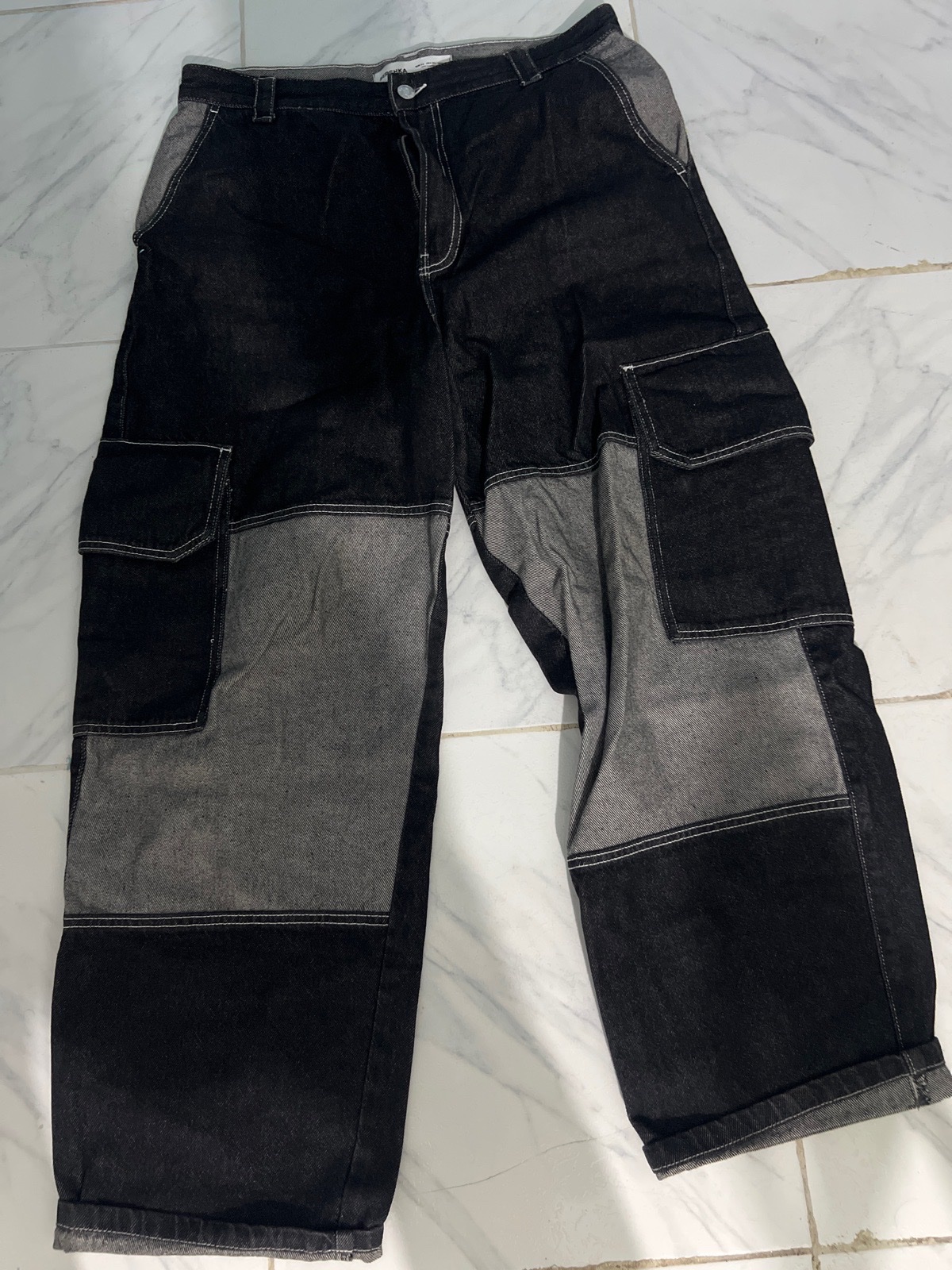 Pantalon bershka pointeur 42