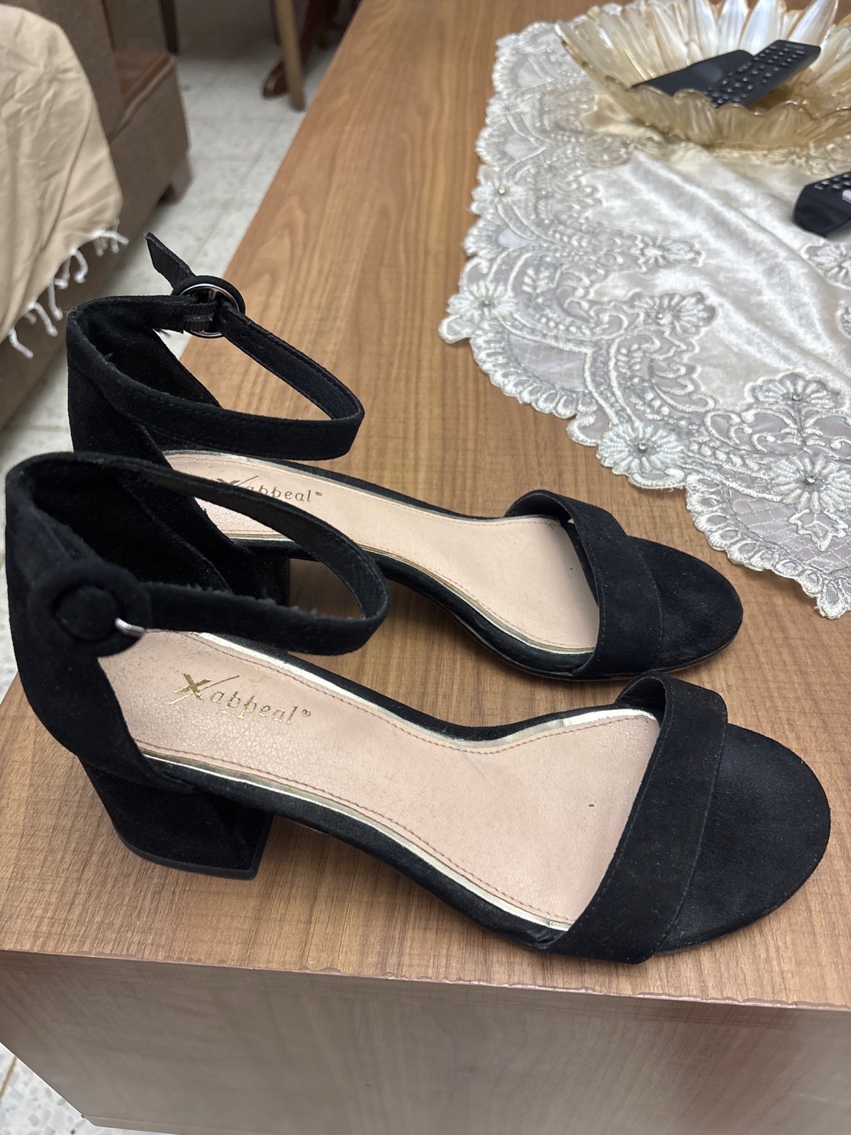 Talons noirs en dain