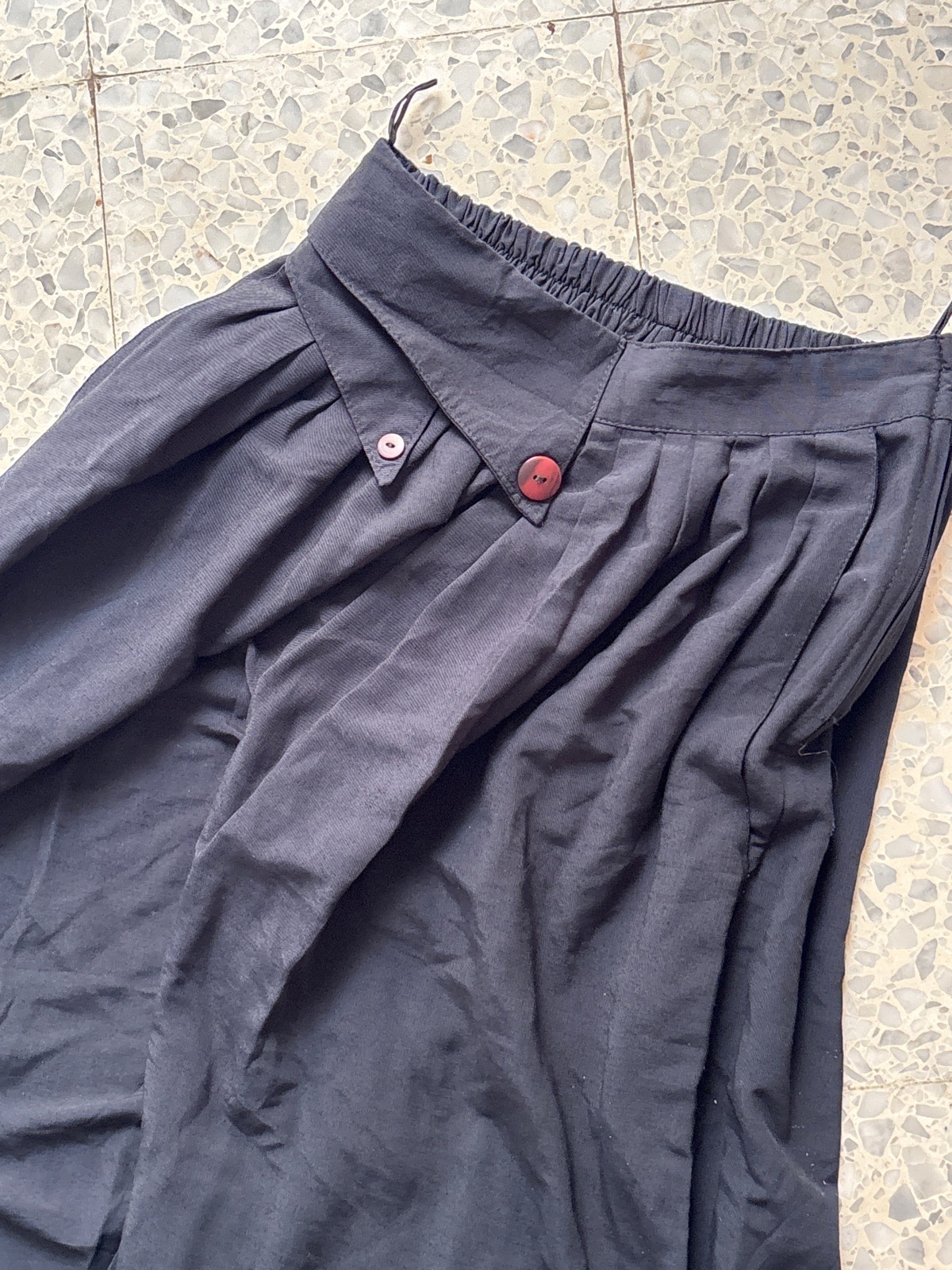 Pantalon coupe très classe 