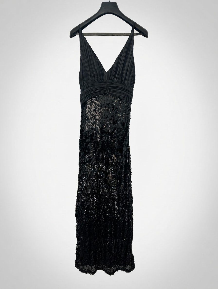 Jolie robe longue soirée noir avec paillettes 
