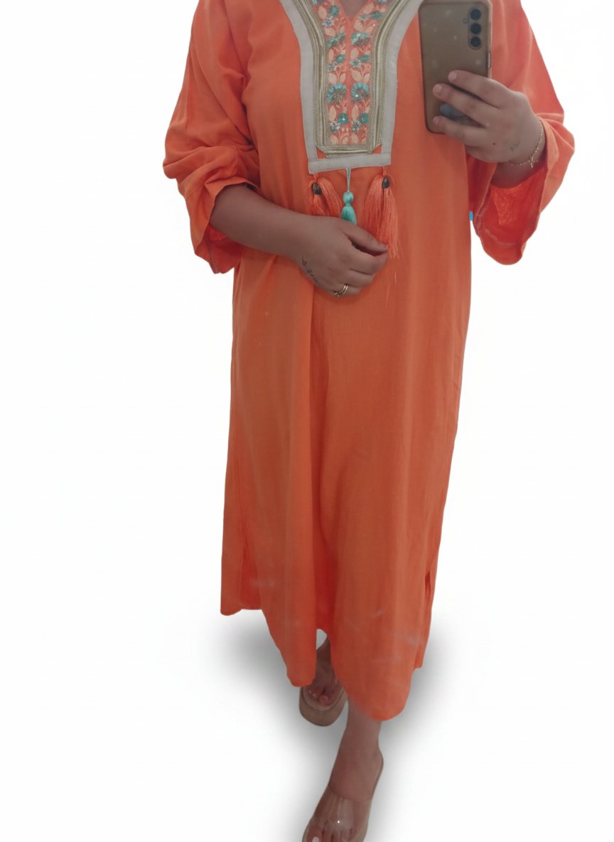 Caftan corail traditionnel