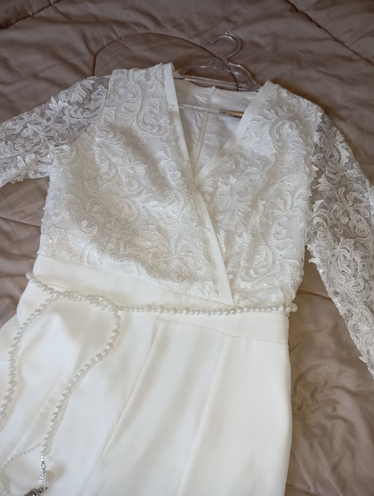 Combinaison de fiançailles taille 40 (L)