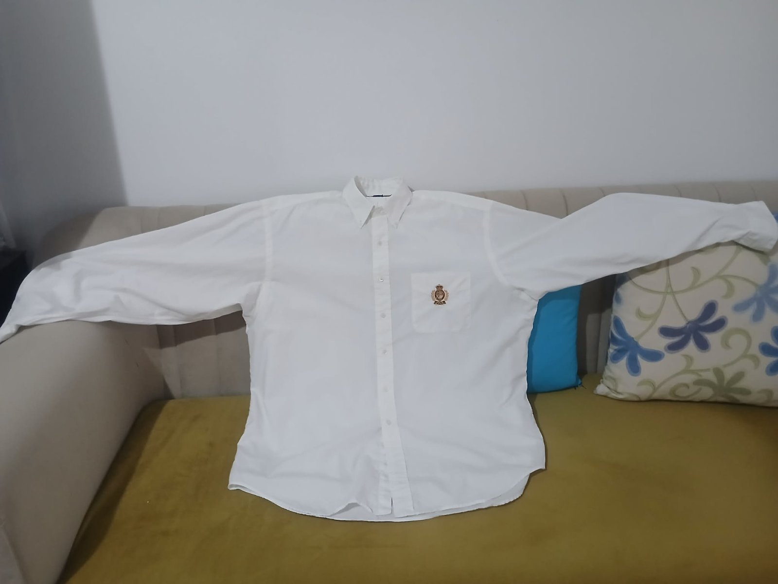 Chemise polo blanche